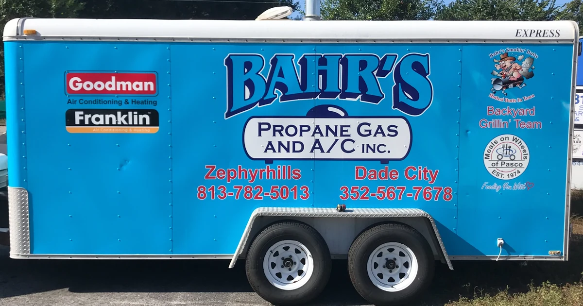 Trailer Wraps by Industry: Contractors, Landscapers, Food Vendors, and More 1 Service contractor trailer graphics in the Tampa Bay area