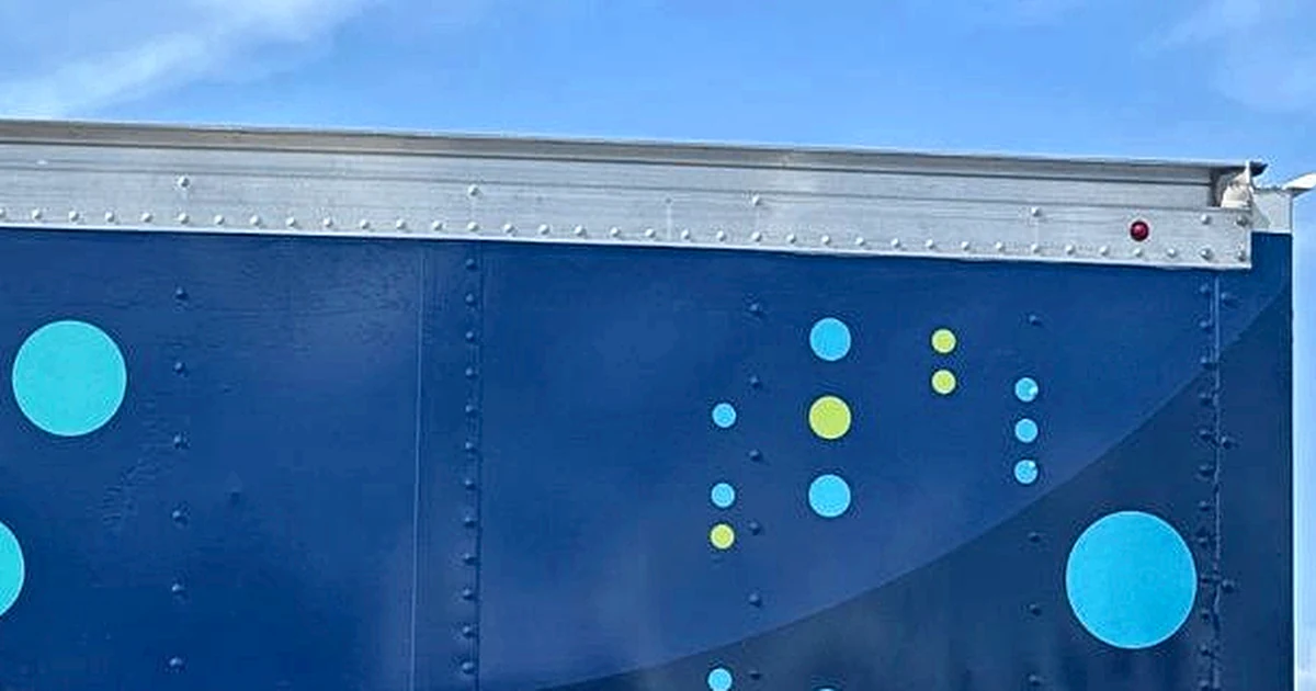 Can You Wrap Over Rivets? 5 Wrapped box truck rivets close up in Tampa